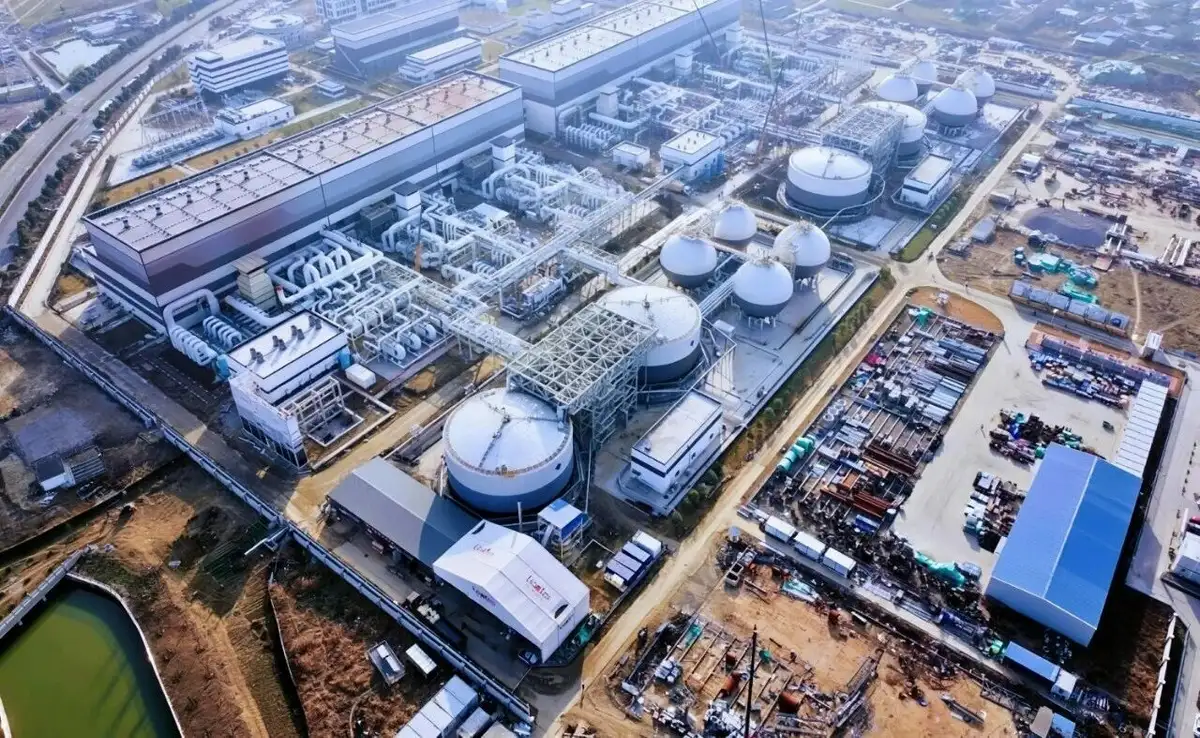 Weltgrößte Druckluft-Energiespeicheranlage in China in Betrieb genommen