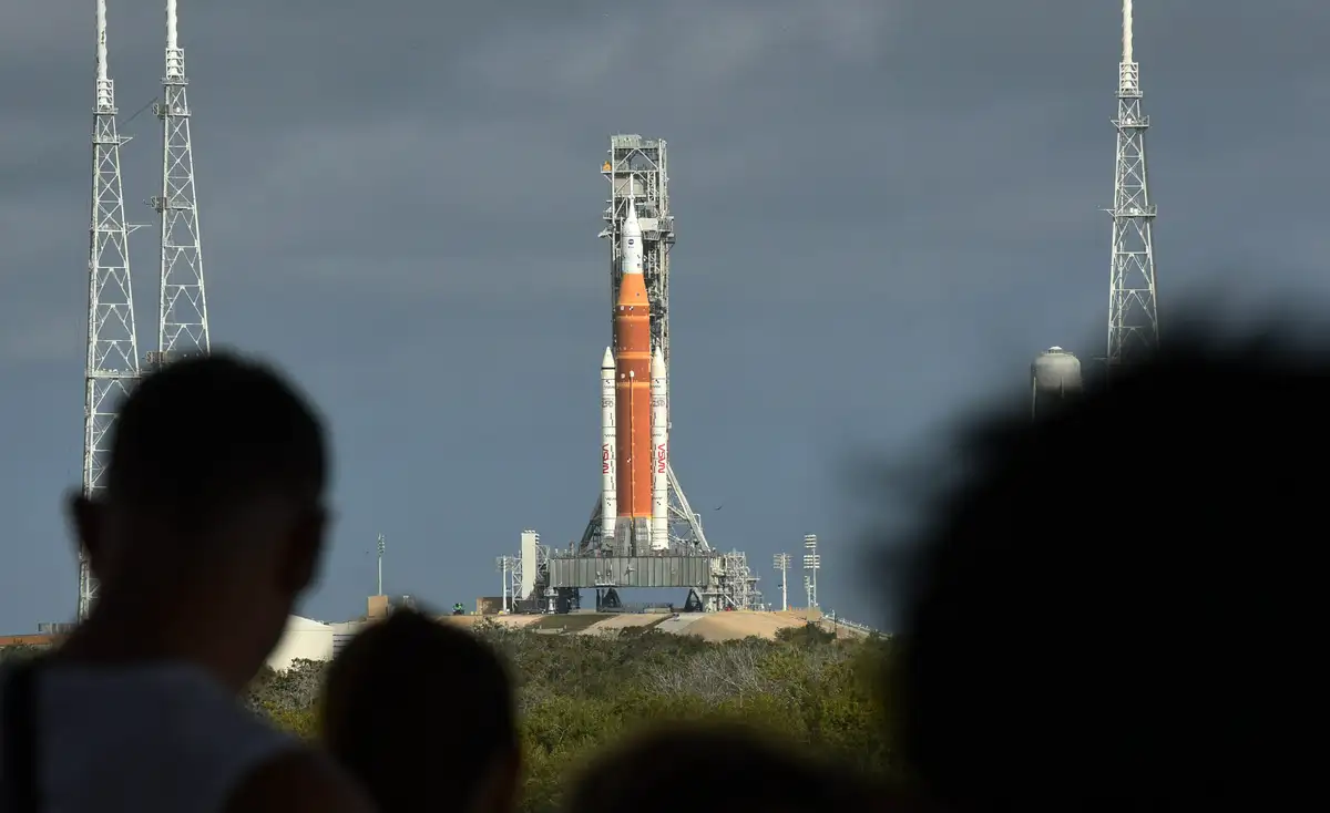 NASA zieht Artemis 2 Test vor: Kältewelle in Florida als Hindernis