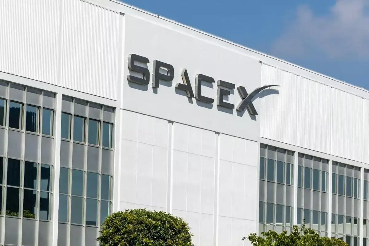 Elon Musks xAI: Mitgründer gehen nach SpaceX-Fusion