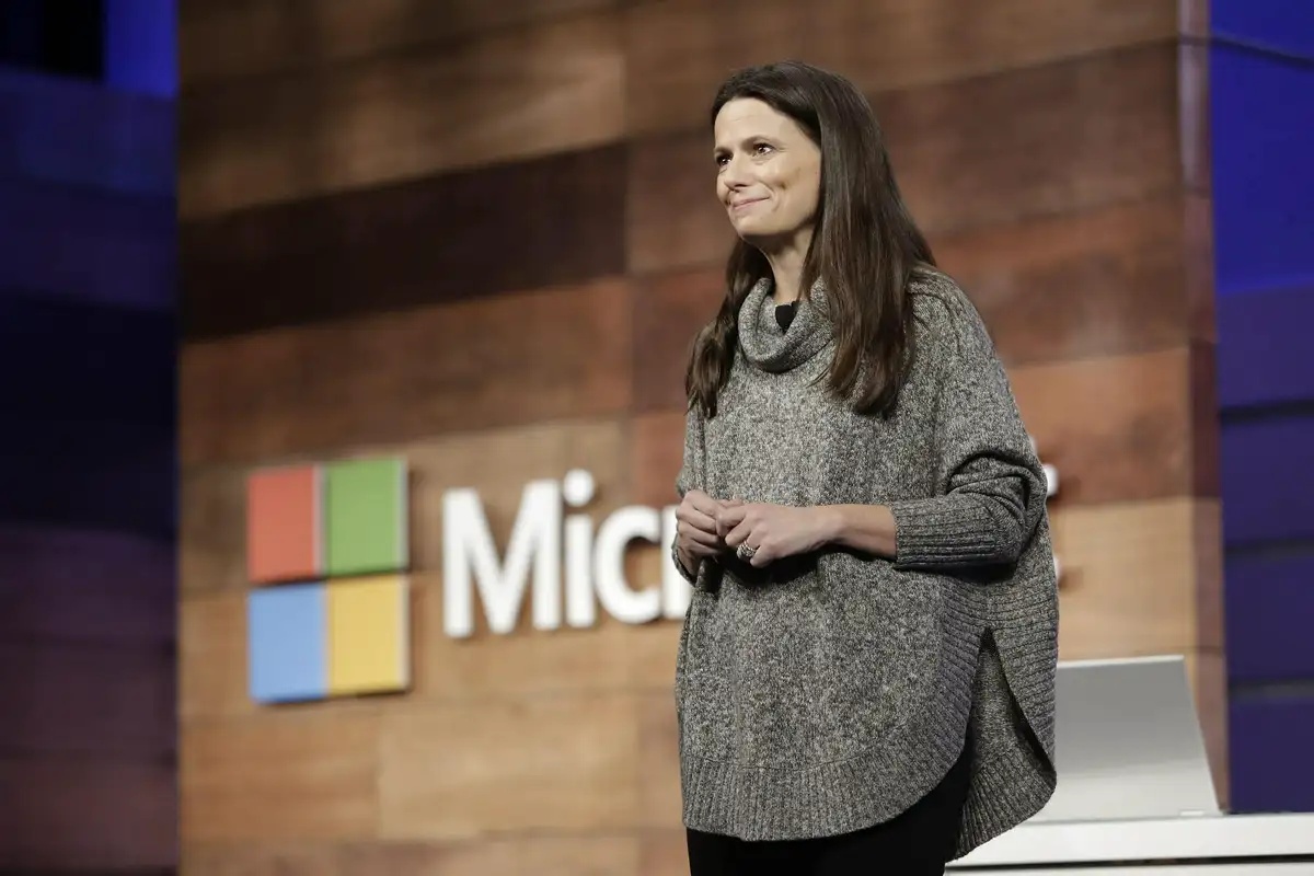 Microsofts KI-Strategie: Bremsmanöver schürt Blasen-Angst